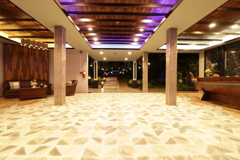The Scene Cliff View Villas By Swiss-Belhotel Krabi town Eksteriør bilde